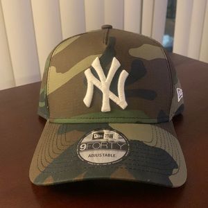 Camo New Era 9Forty New York Yankees SnapBack Hat